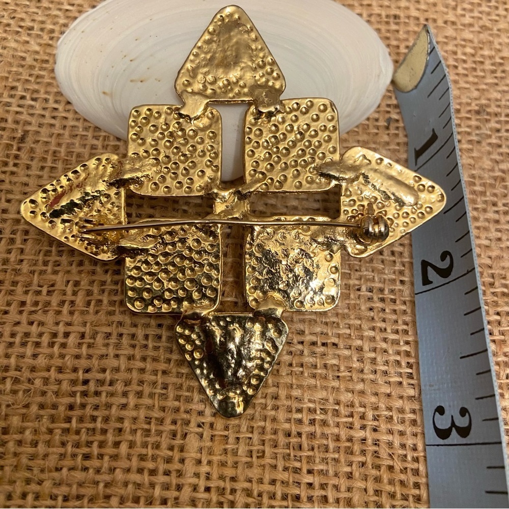 Ornate Maltese Cross in Black & Silver Rhinestones Brooch. - Picture 3 of 6